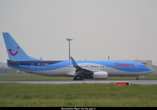 B-737 Thomson 26-04-20133.jpg