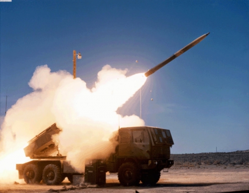 himars_firing Lockheed Martin GMLRS Alternative Warhead Logs Successful Flight-Test Series Shifts To Next Testing Phase.jpg